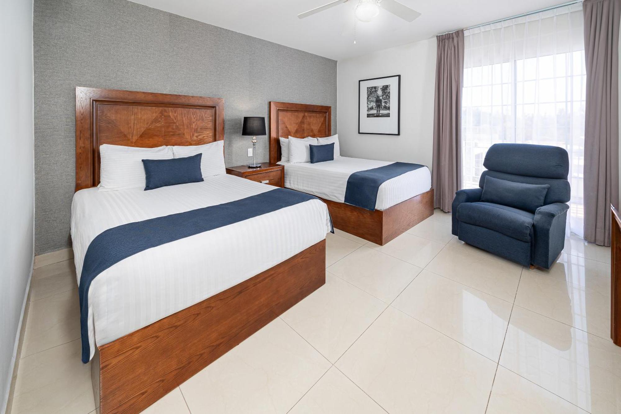 Hotel Suites Mexico Plaza Leon Campestre Exterior foto